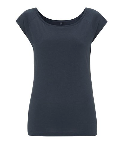 Raglan T-shirt